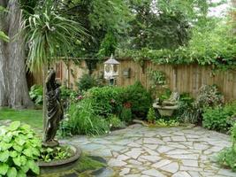Small Garden Layout Ideas screenshot 2