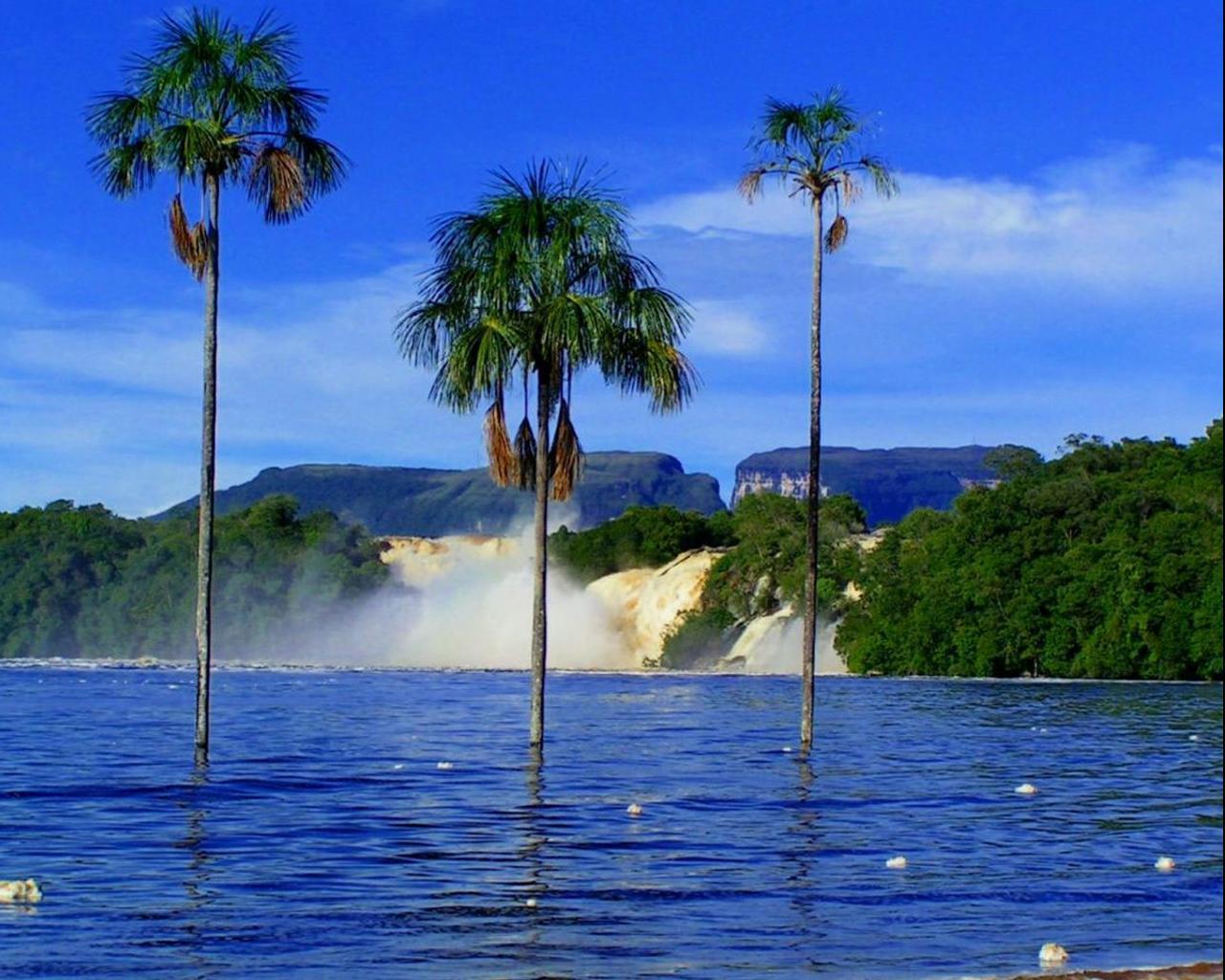 Природные особенности венесуэлы. Венесуэла озеро Маракайбо. Лагуна Канайма. Остров Канайма.
