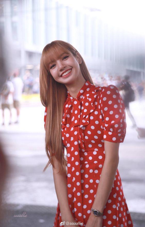 Android 用の Lisa Blackpink Wallpaper Apk をダウンロード Android 用の Lisa Blackpink Wallpaper Apk をダウンロード