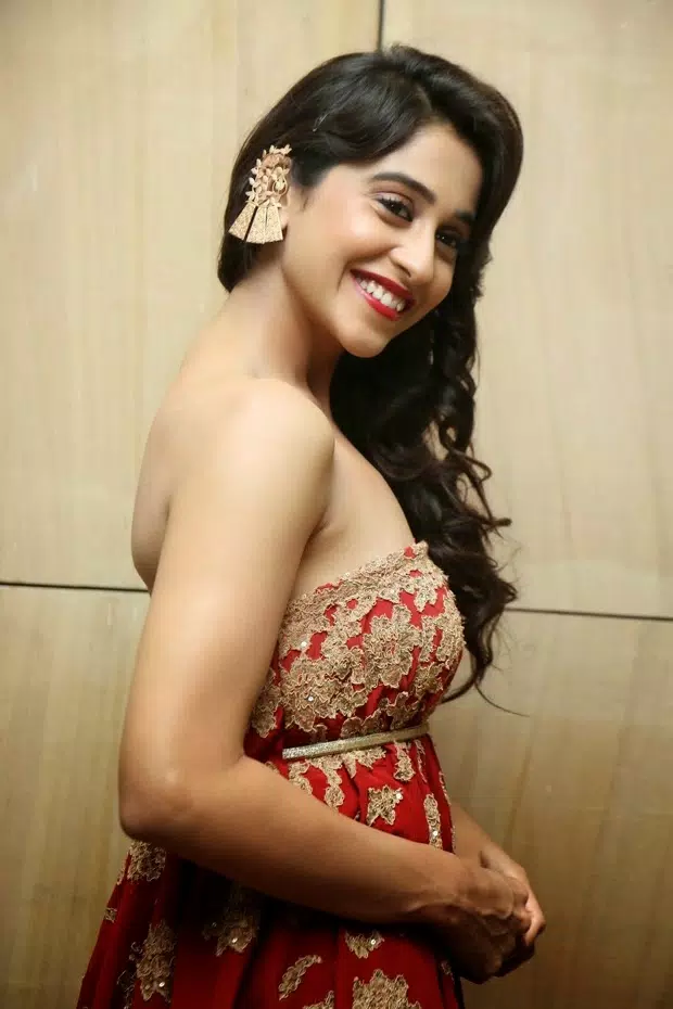 620px x 930px - REGINA CASSANDRA HD APK for Android Download
