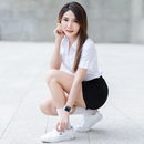 Beautiful Girl Wallpaper APK