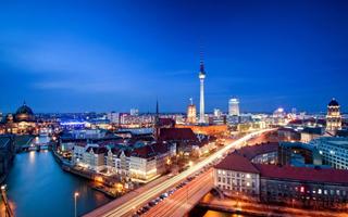 Berlin Wallpaper পোস্টার