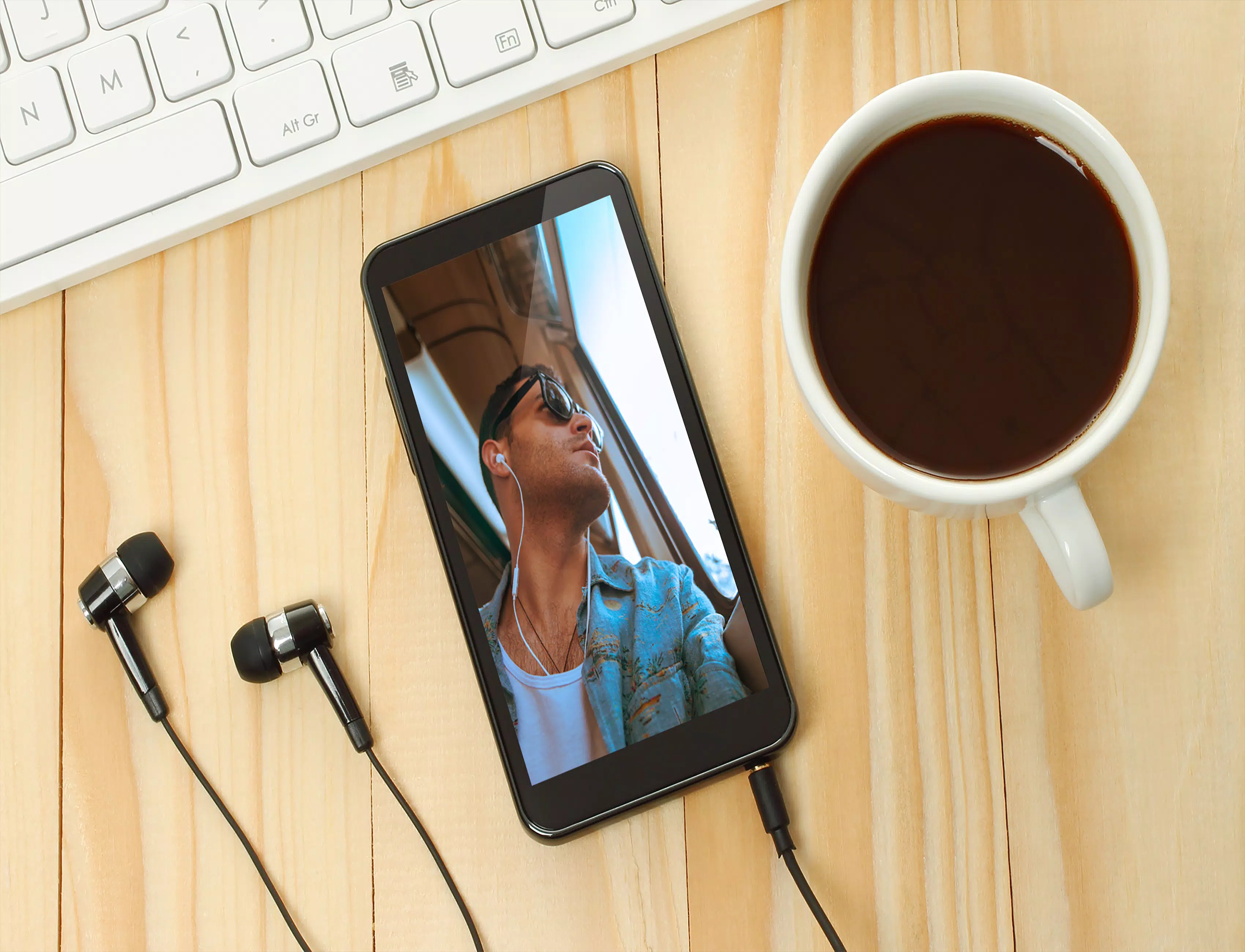 Überwachung Hubert Hudson Kurzes Leben radio jazz fm london das