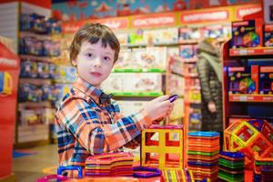 Free Toys الملصق