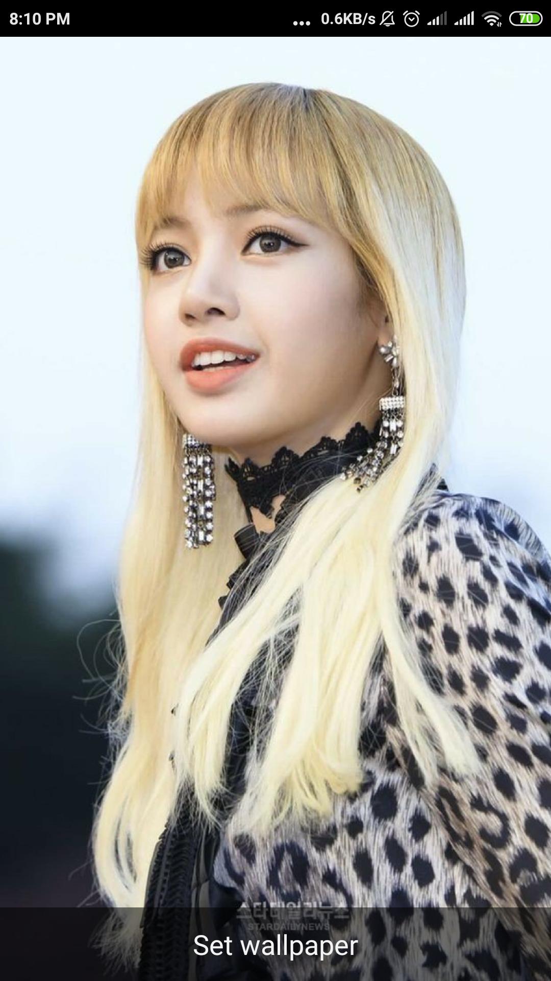 Lisa Blackpink Live Wallpaper APK for Android Download