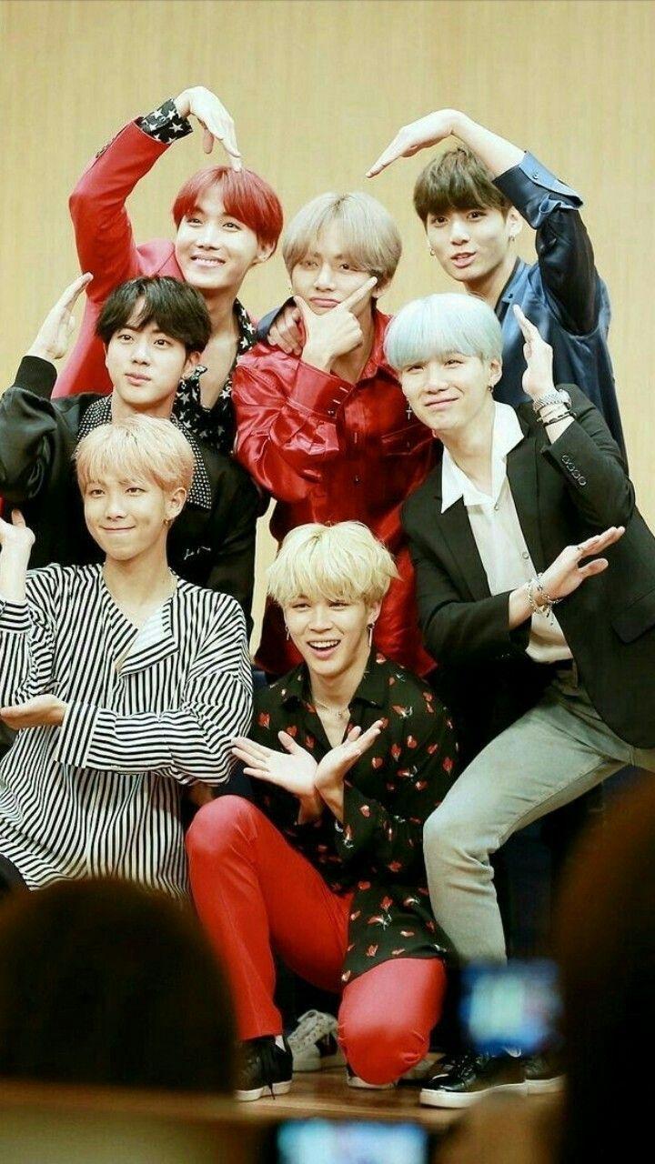 BTS Wallpaper 2020 APK for Android Download
