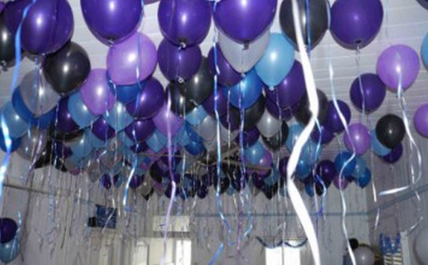 Доставка шаров под потолок. Воздушные шары гелиевые. Шары на потолке день рождения. Украшение шарами. Украшение потолка шарами.