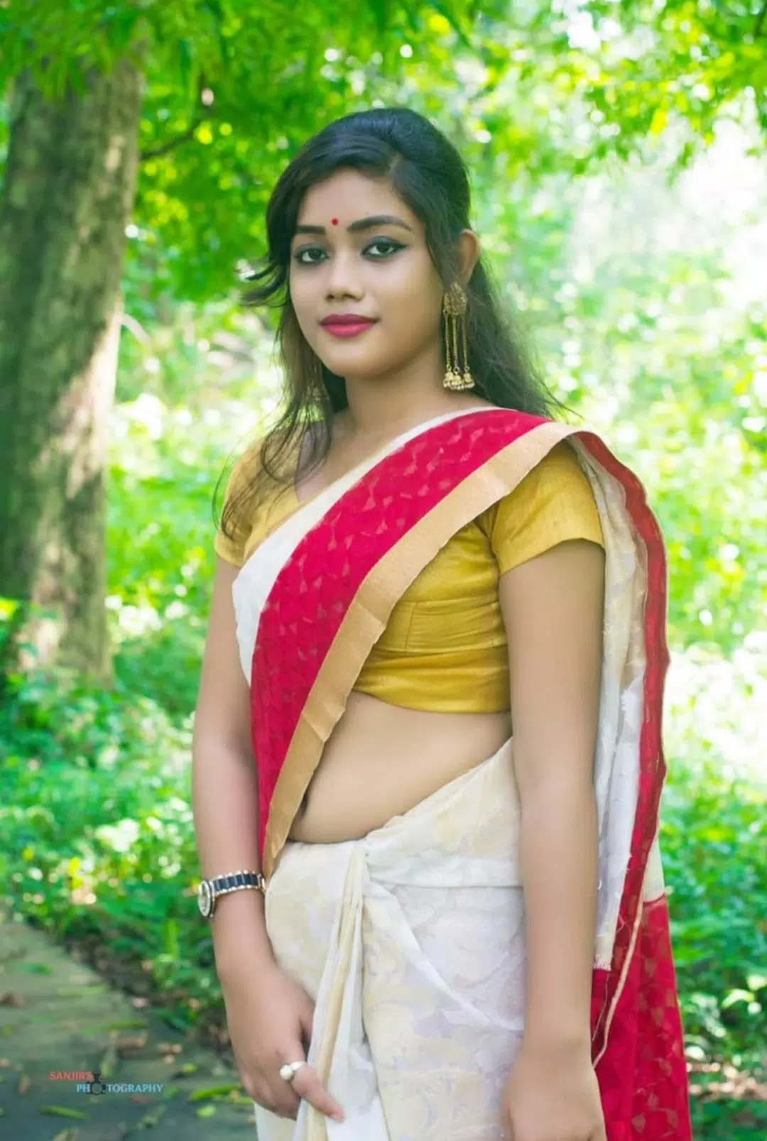 Hot & Cute Desi Indian Girls HD Wallpaper ✔️✔️Girl APK per Android Download Hot & Cute Desi Indian Girls HD Wallpaper ✔️✔️Girl APK per Android Download
