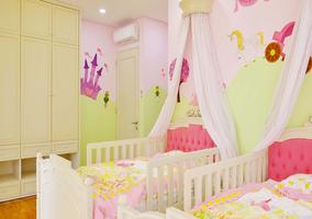 Girls Bedroom Decoration پوسٹر