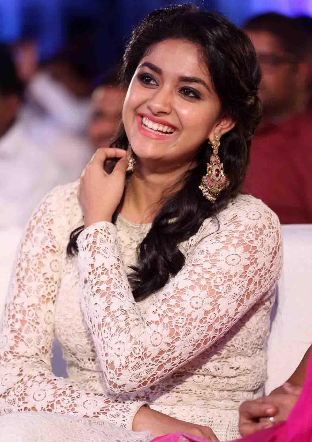 Keerthi Suresh Wallpapers Hd 2019 For Android Apk Download