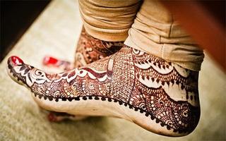 Girls Foot Feet Mehndi Designs Affiche
