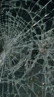 Broken Glass الملصق