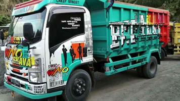 Modifikasi Dump Truk スクリーンショット 1