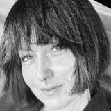 Liliana Oprea أيقونة