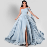 ”فساتين سهرات موديل 2021