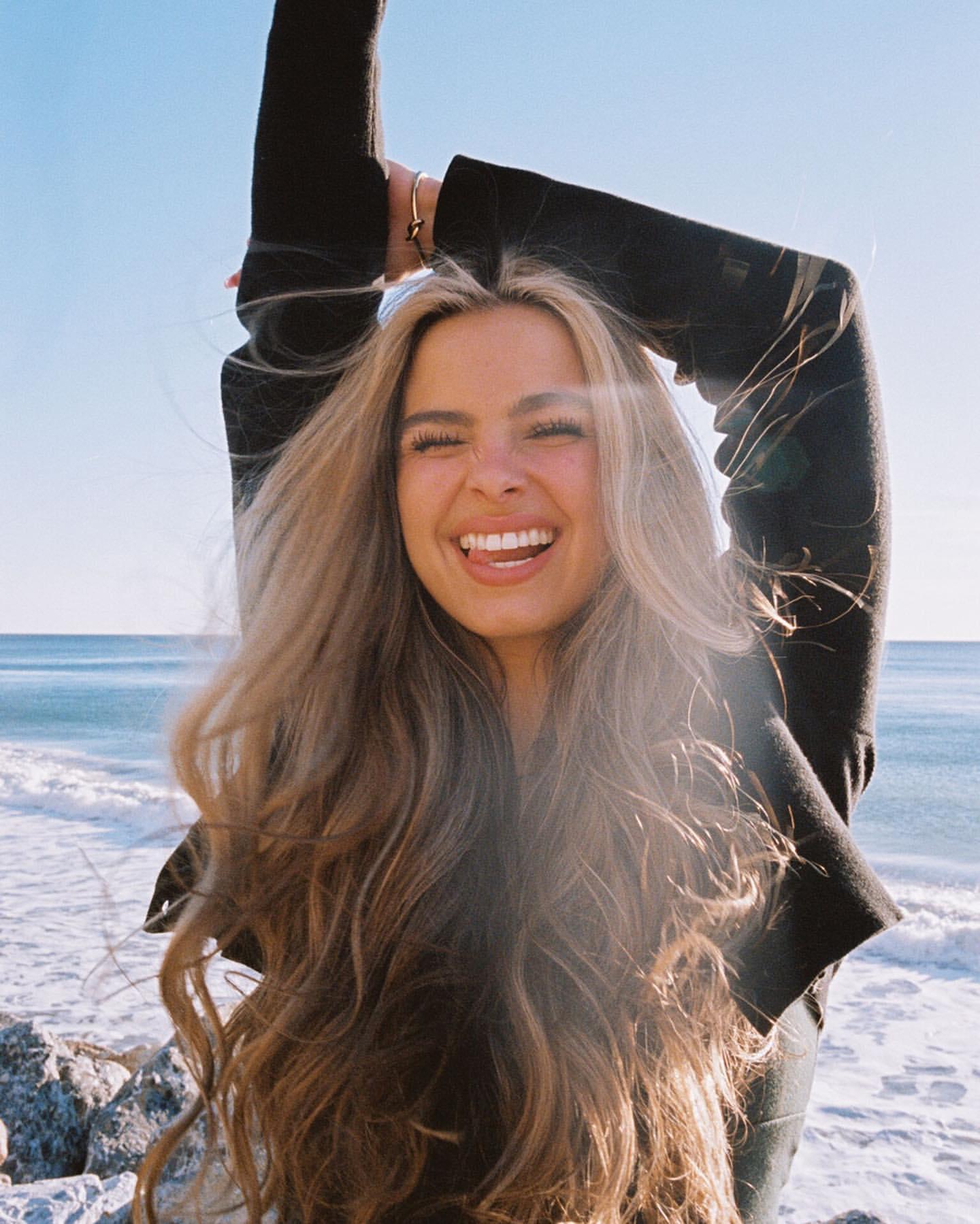 Addison Rae Wallpapers For Android Apk Download Addison Rae Wallpapers For Android Apk Download