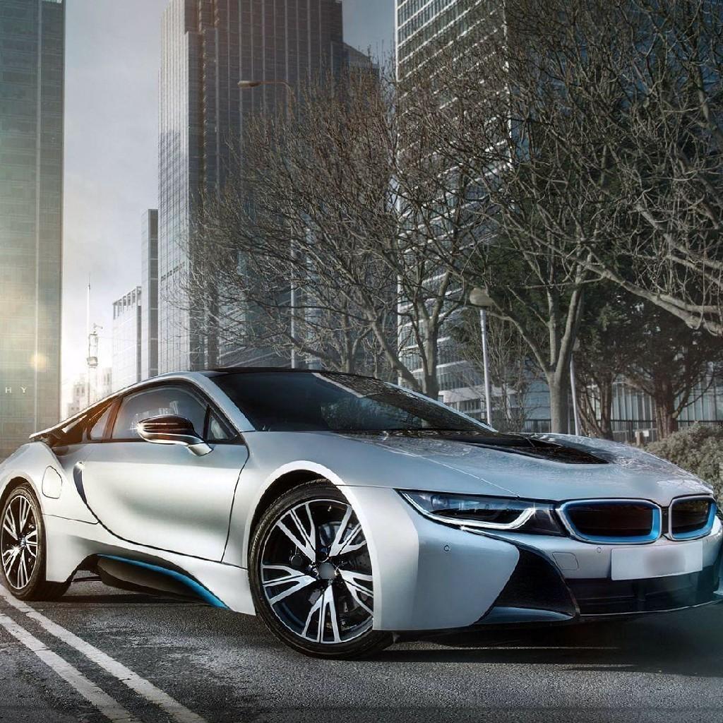 BMW i8 ночью