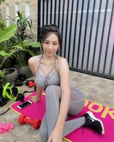 برنامه‌نما Angela Lorenza Hot Girl wallpa عکس از صفحه