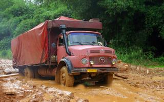Game Mengemudi Truk Lumpur 3d screenshot 3