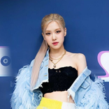 ”Rose Blackpink Wallpaper