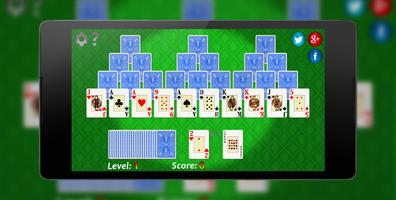 Solitaire TriPeaks card game screenshot 1