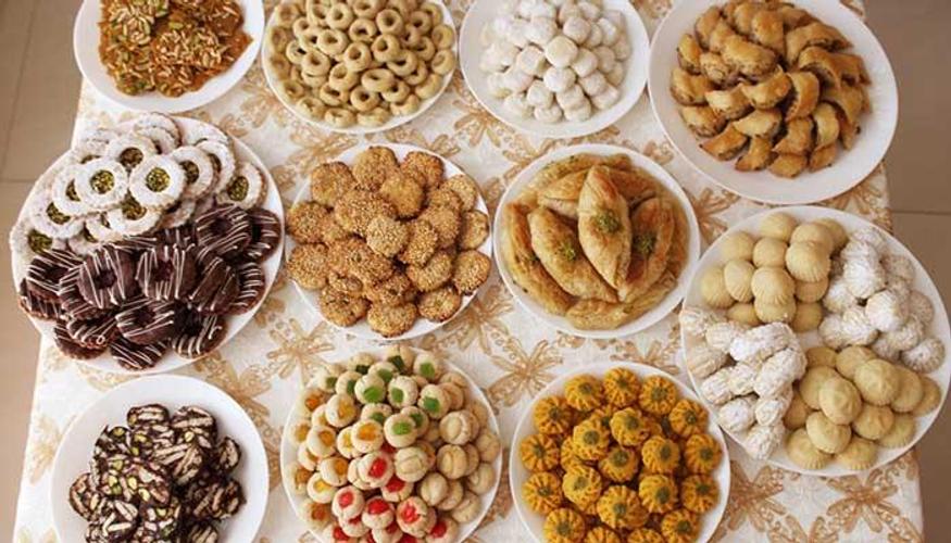 Сладости во время поста. Eid al Fitr Cake. Разновидности Fitr. Eid Sweets. Eid al-Fitr Sweets.