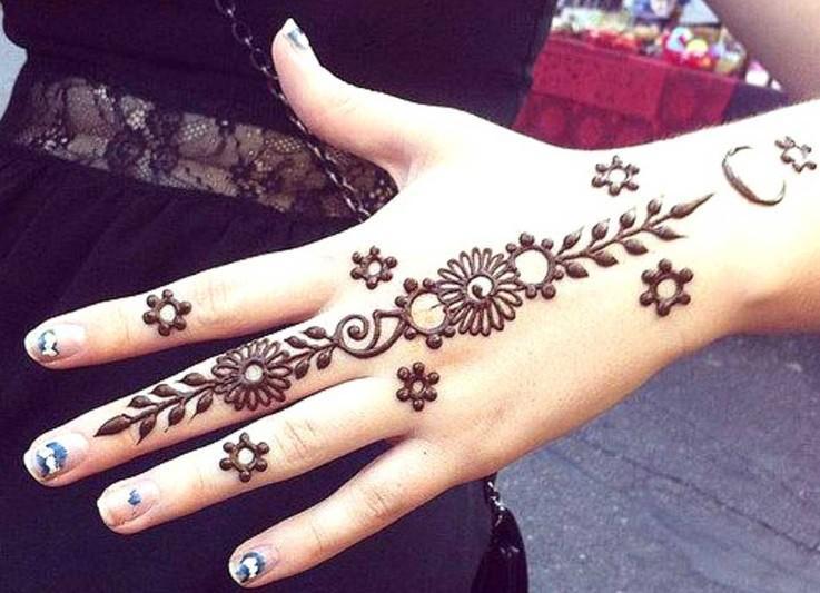 Download 45 Koleksi Gambar Henna Yang Rumit Keren Gratis HD