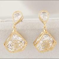 latest gold earrings ideas پوسٹر