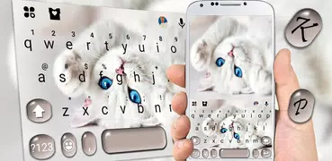 Innocent Cute Cat Tastiera