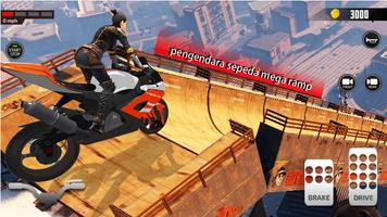 aksi sepeda mega ramp penulis hantaran