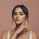 Selena Gomez Wallpaper HD APK