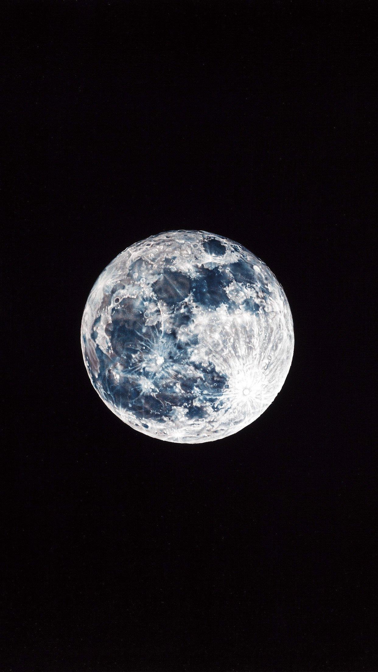 Луна на айфон 15. Луна. Фото Луны. Полнолуние. Луна в космосе.