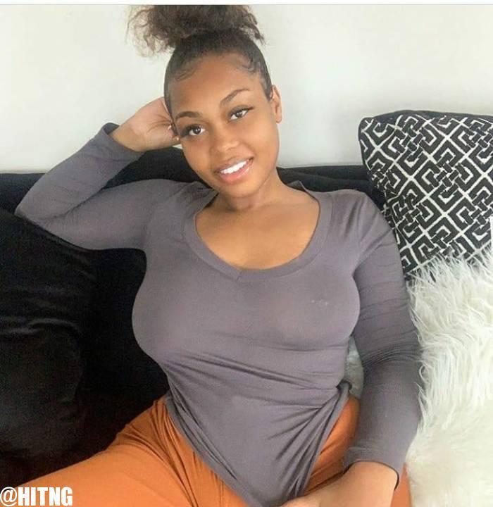 Ebony Vollbusige Brustwarzen Ficksahne