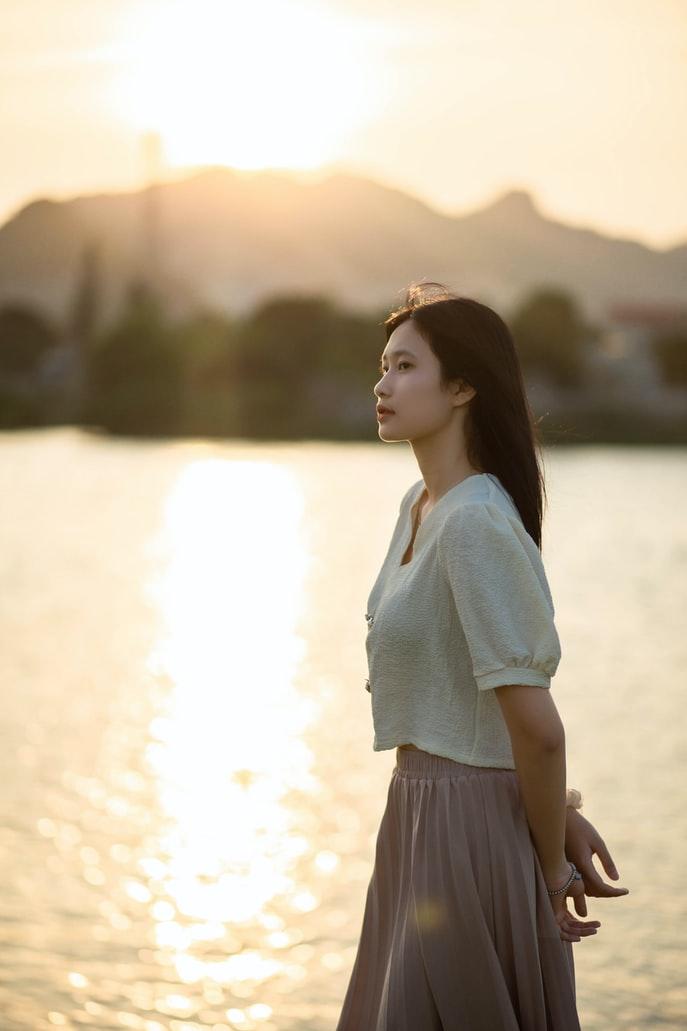 Qi Gong Sunset woman