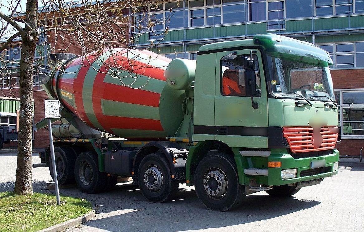 Mercedes Actros Mixer