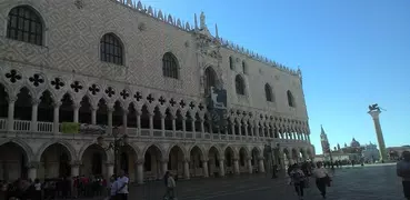 Venice Tourist Travel Guide