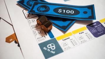 Make Your Own Biz Board Game 海报