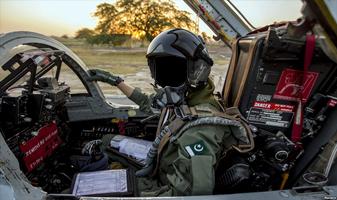 Lady Pilot Army Officer Uniform Photo Editor poster