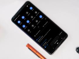 [UX6] Pixel 2 Black Theme for V20 G5 Oreo screenshot 1