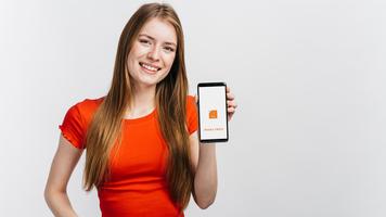 Bebbo tWOO -  Talk to Strangers Using Video Chat poster