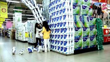 كليب عمري ما بعيدا 2 بالايقاع بدون انترنت ảnh chụp màn hình 1
