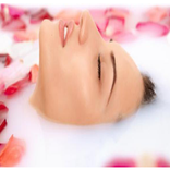 فوائد موية الورد للوجه