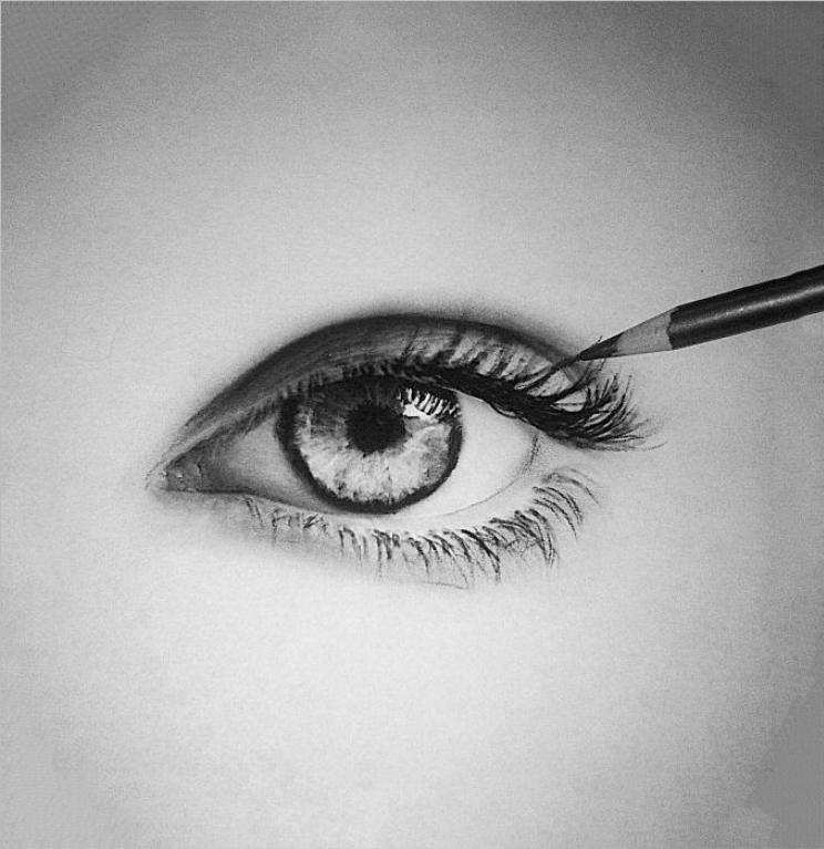 Черно белый рисунок глаза. Карандаш для глаз. Красивый глаз карандашом. Женские глаза карандашом. Красивые женские глаза карандашом.