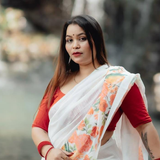 Backless Queen Laxmi 79 APK