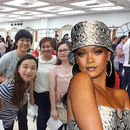 Selfie With Rihanna APK