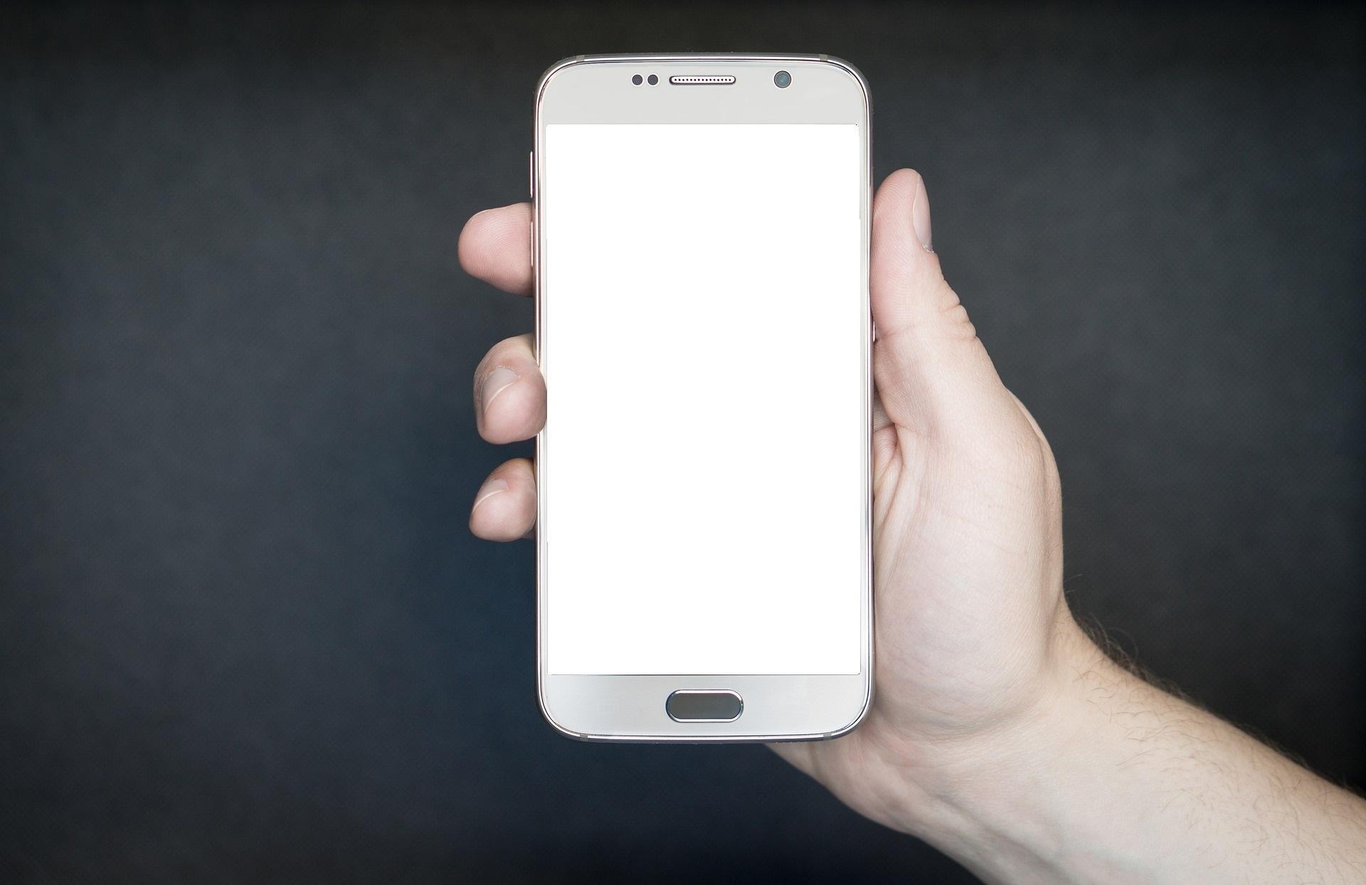 Android 用の 明るい白い画面 Apk をダウンロード Android 用の 明るい白い画面 Apk をダウンロード