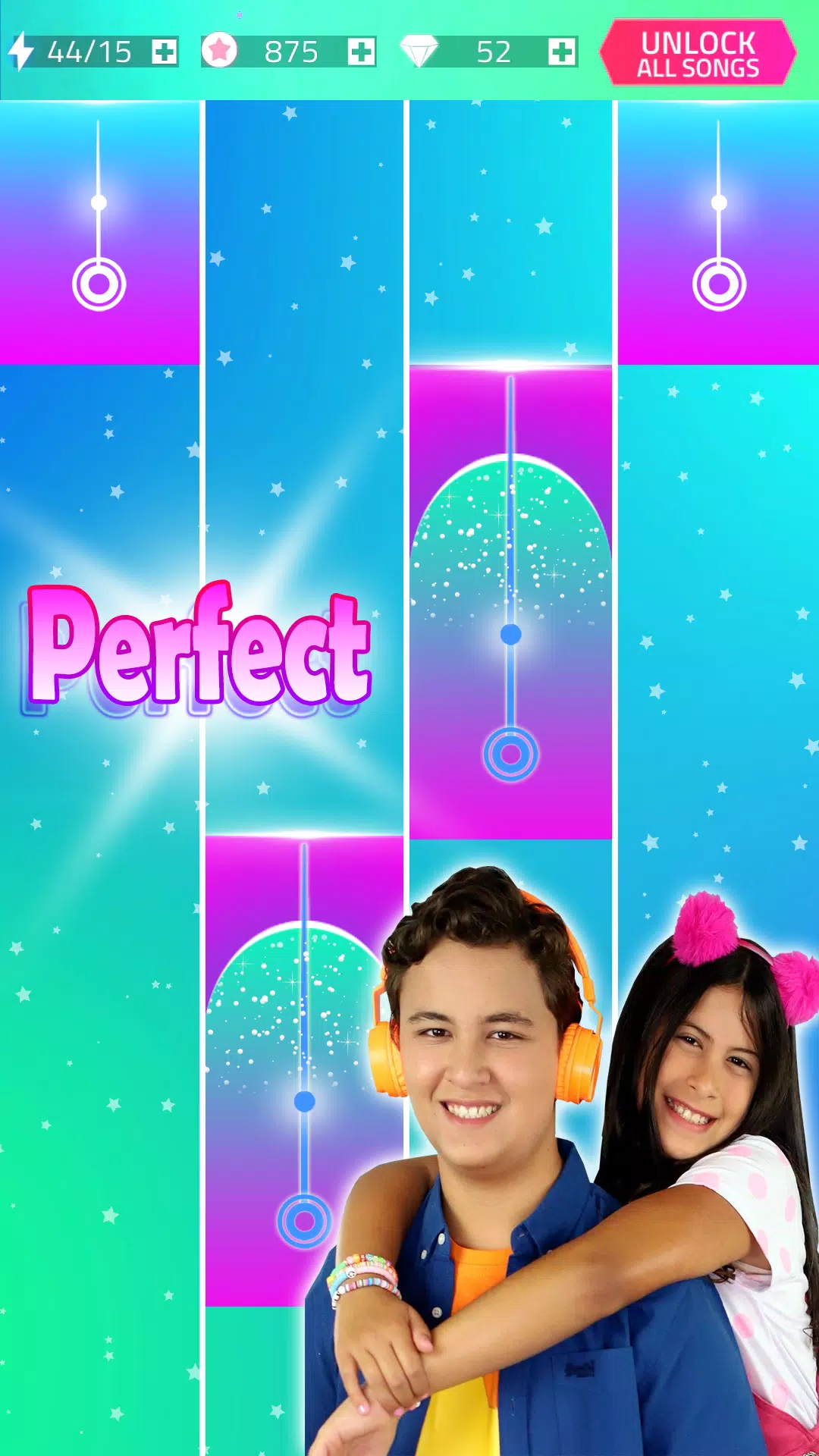 Maria Clara e JP Tiles Game