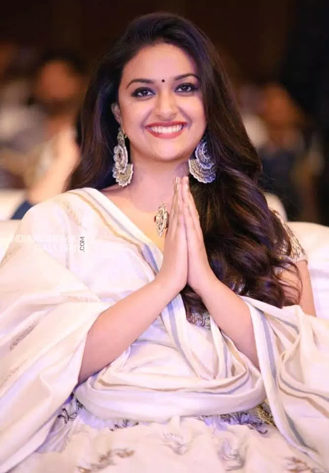 Keerthi Suresh Wallpapers APK for Android Download