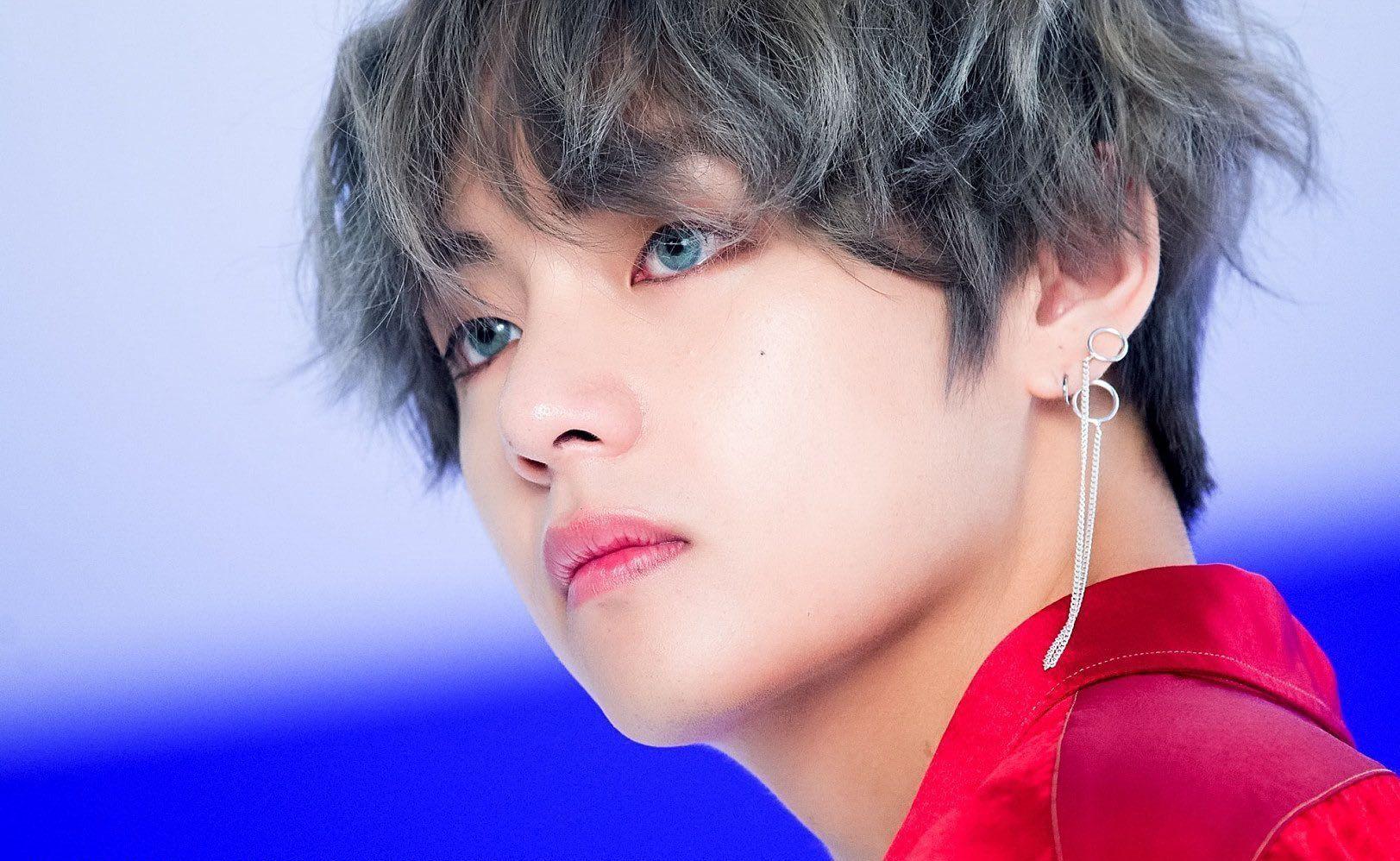 Тэхен биография личная. Тэхен БТС. Kim Taehyung. Ви БТС.