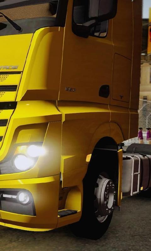 إصدار خاص من مرسيدس أكتروس بمناسبة عيدها الـ 20 Arabs Auto
